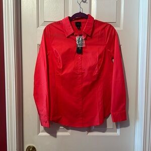 **NWOT** Worthington button down, Size: M, peach color